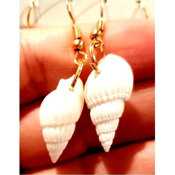 Seashell Earrings Fun Costume Jewelry Ocean Beach dangling earrings Bestie Gift - Picture 7 of 12